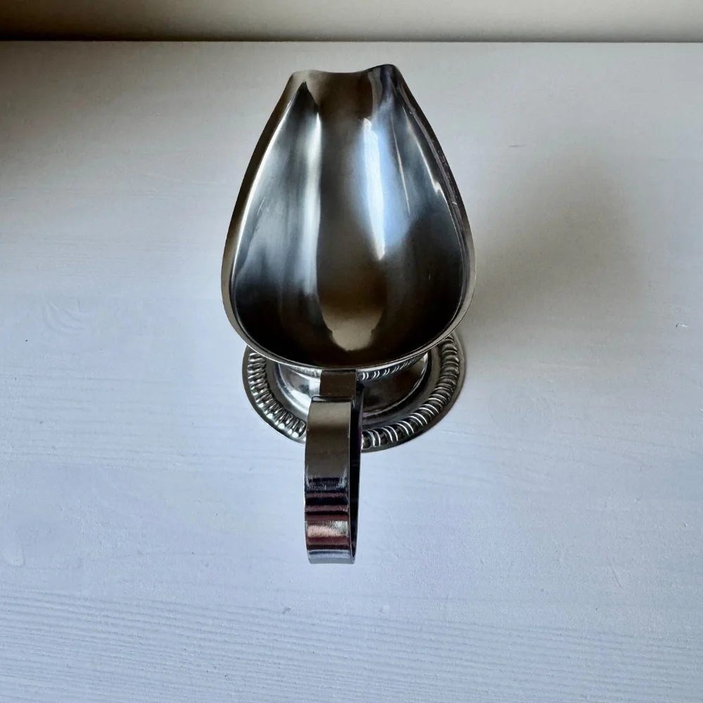 Vintage Vollrath Gravy Boat 47578 Stainless Steel Pedestal Classic Formal Dinner - Picture 5 of 12